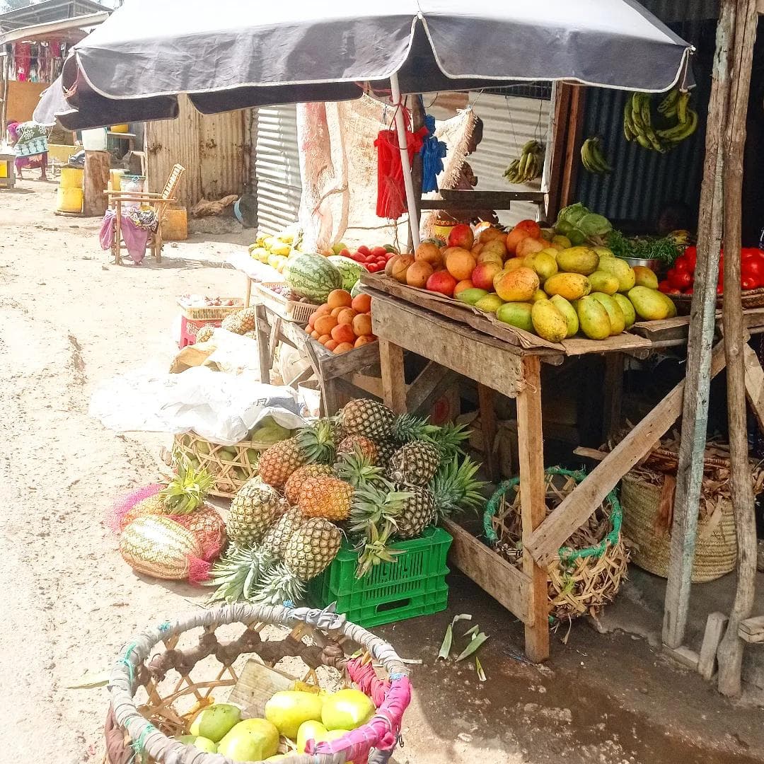 Local fruit stalls on the Watamu road